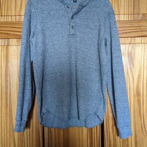 UNIQLO Waffle Henley Long Sleeve Shirt Size XS